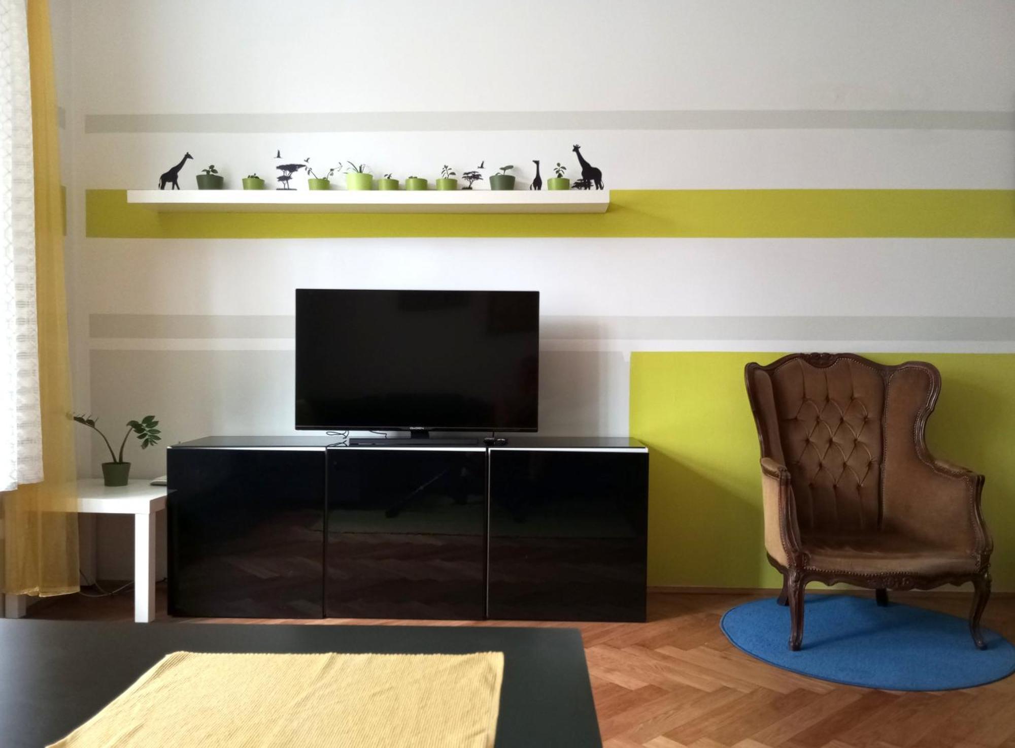 Garden Apartment Прага Екстериор снимка