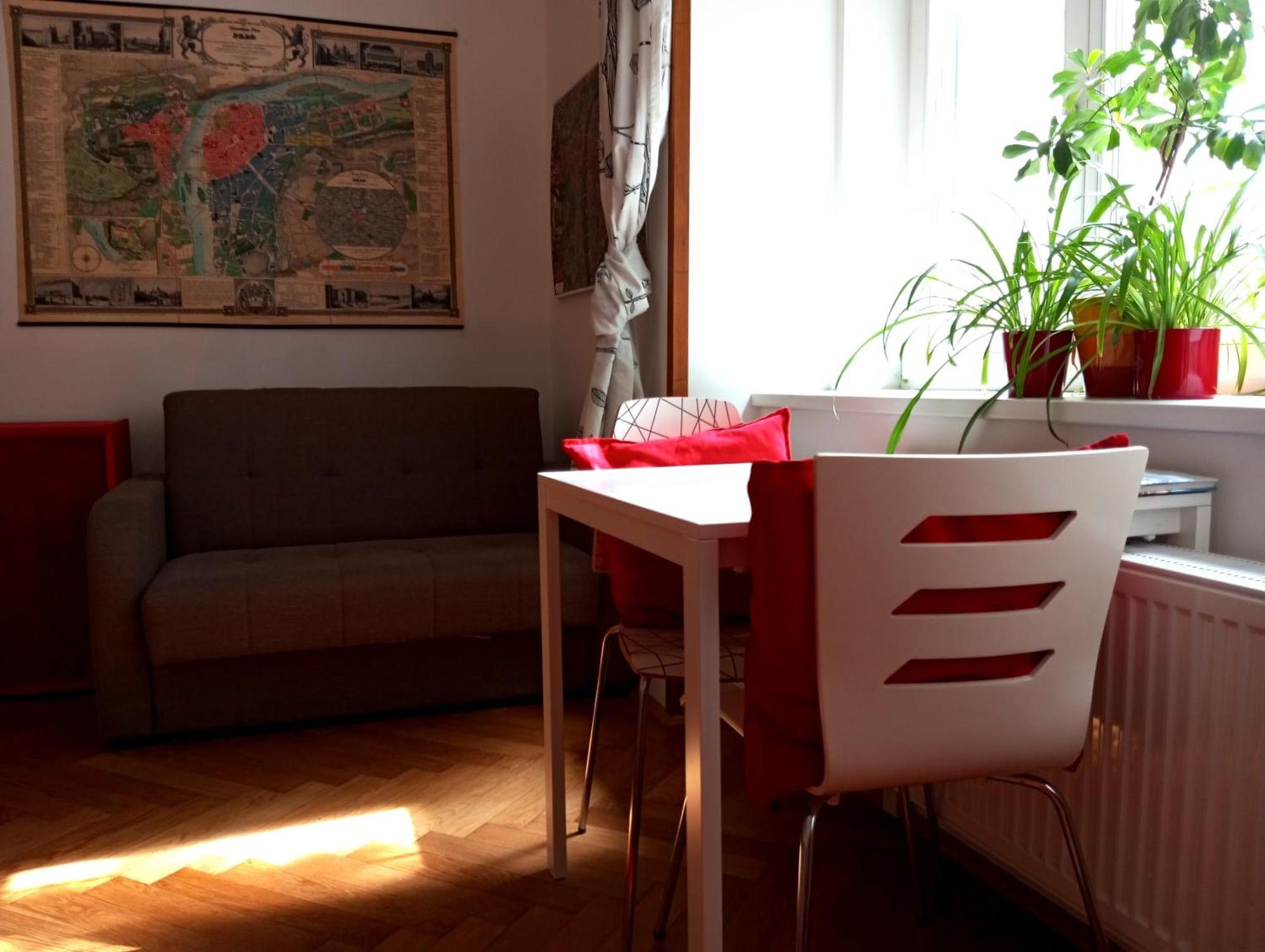 Garden Apartment Прага Екстериор снимка