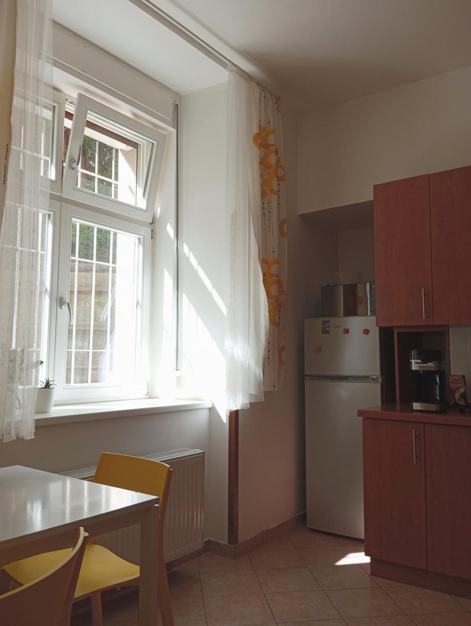 Garden Apartment Прага Екстериор снимка