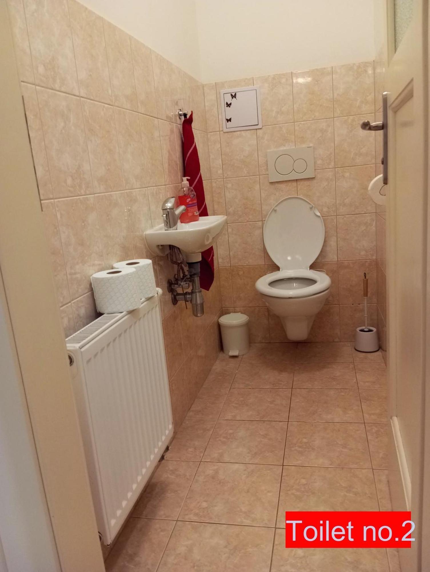 Garden Apartment Прага Екстериор снимка
